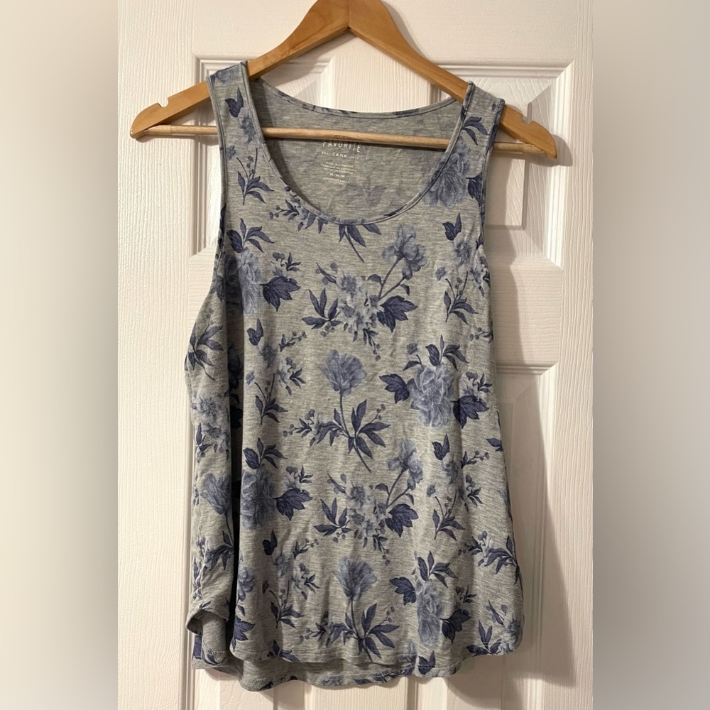 Womens Medium American Eagle Gray and Blue sleeveless tank top shirt floral